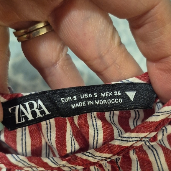 Zara Red and White Striped Off-Shoulder Crop Top - Picture 4 of 6